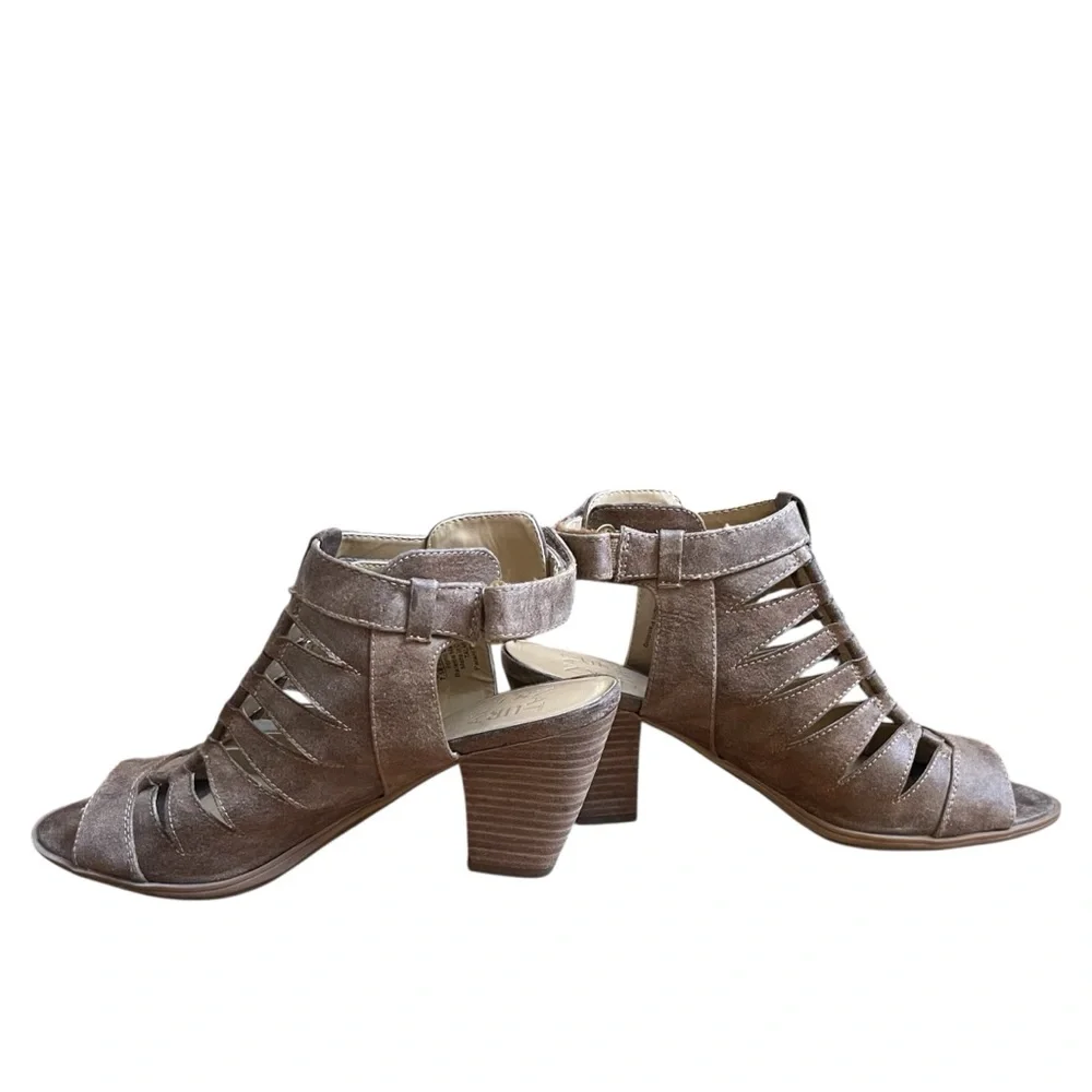 Naturalizer Taupe Leather Cutout Slingback Heel Shoes Comfort Block Sandals 7.5‎